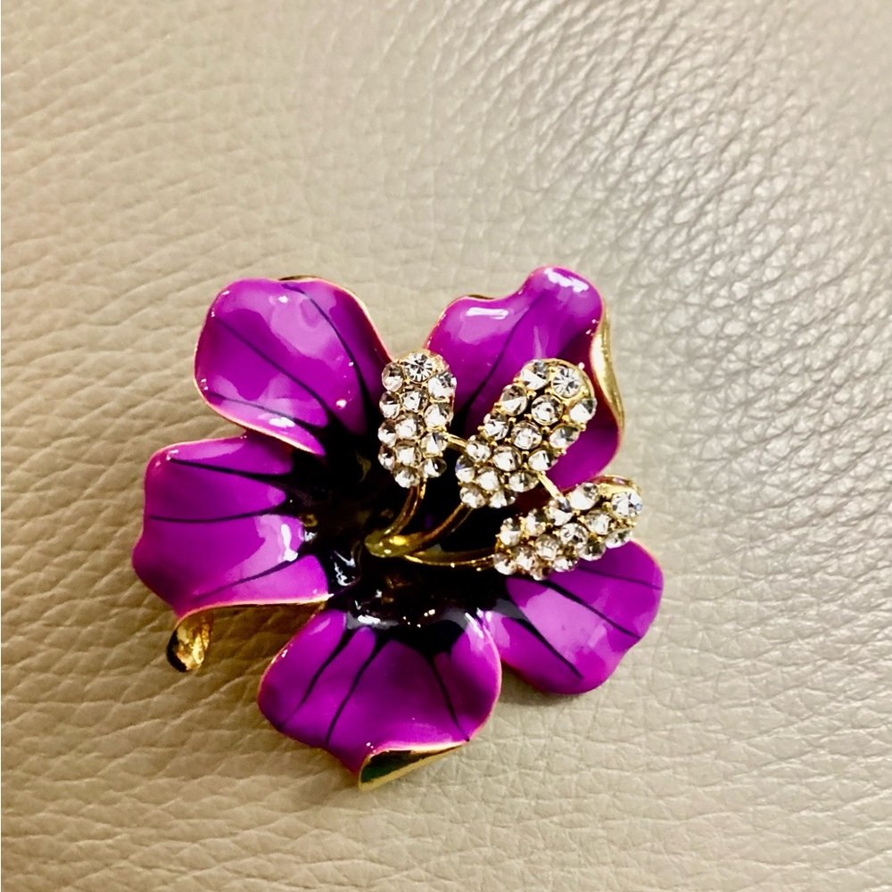 NEW Purple Floral Hibiscus Brooch with Gold and Rhinestone Accents